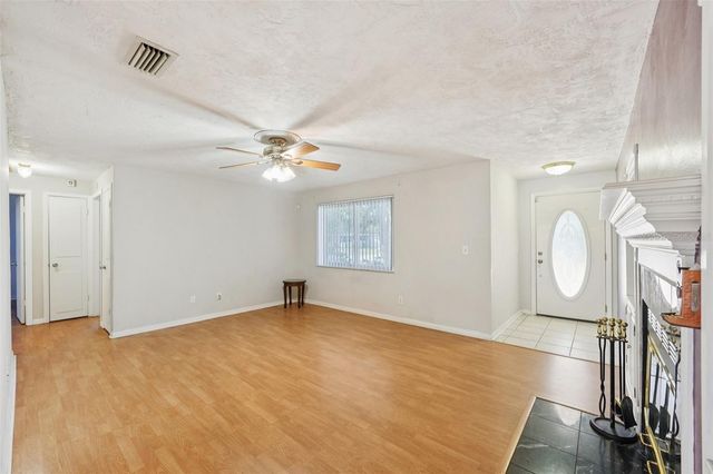 1975 TEMPLE TERRACE, Clearwater, FL 33764