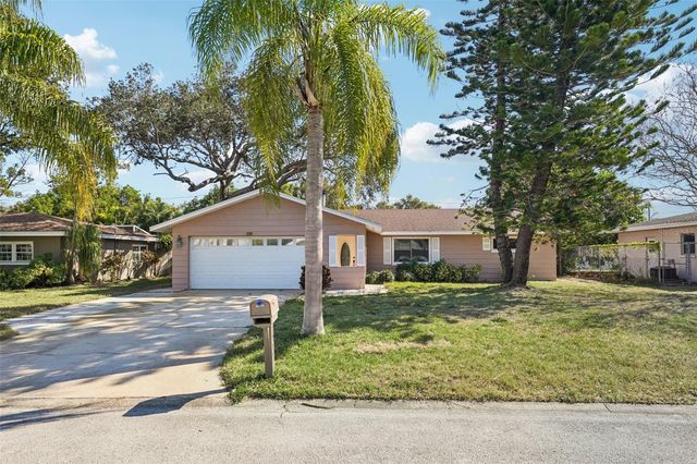 1975 TEMPLE TERRACE, Clearwater, FL 33764