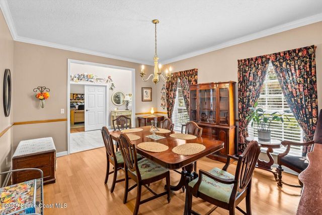 580 42nd Court, Vero Beach, FL 32968