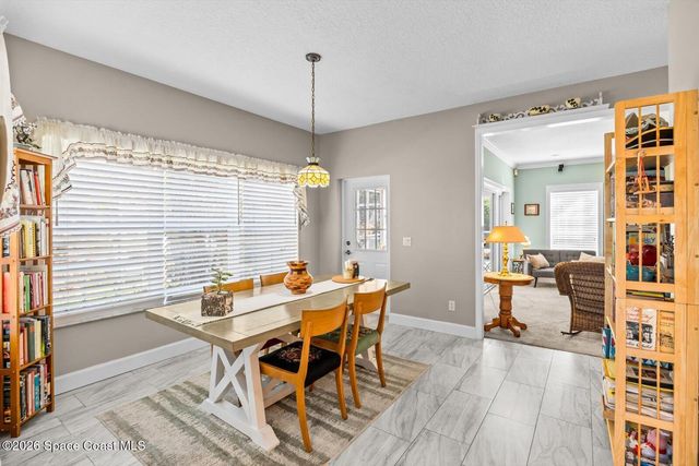 580 42nd Court, Vero Beach, FL 32968