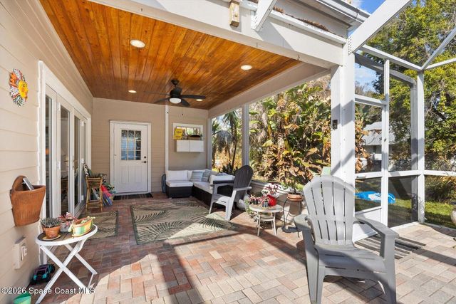 580 42nd Court, Vero Beach, FL 32968