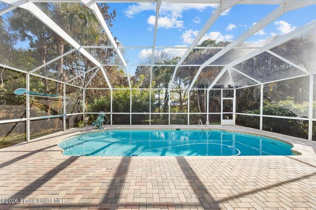 580 42nd Court, Vero Beach, FL 32968