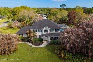 580 42nd Court, Vero Beach, FL 32968