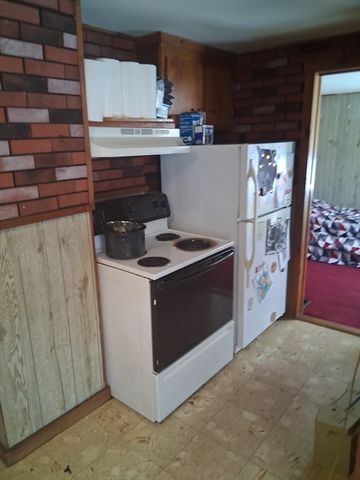 13 Hampden St, Worcester, MA 01609