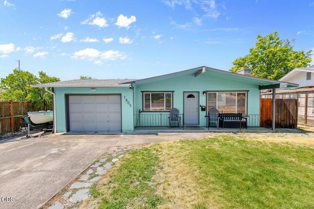 1405 Oleander Street, Medford, OR 97504