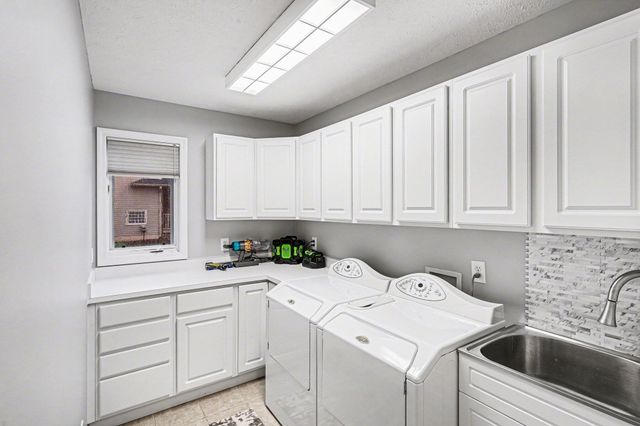 7629 Setters Pointe Drive, Brighton, MI 48116
