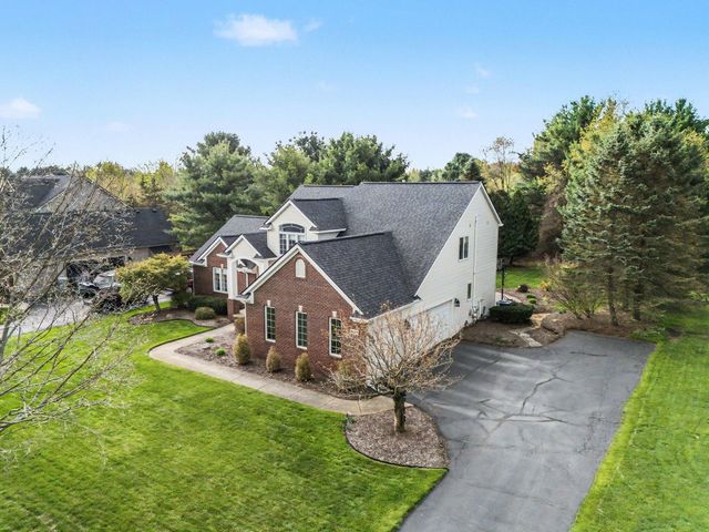 7629 Setters Pointe Drive, Brighton, MI 48116