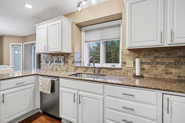 7629 Setters Pointe Drive, Brighton, MI 48116