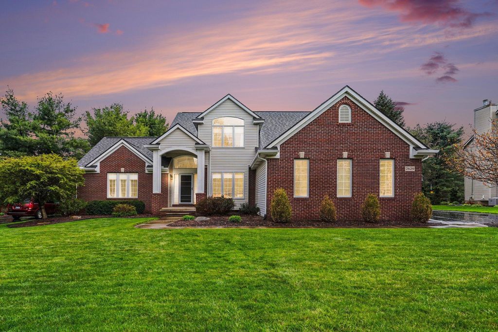 7629 Setters Pointe Drive, Brighton, MI 48116