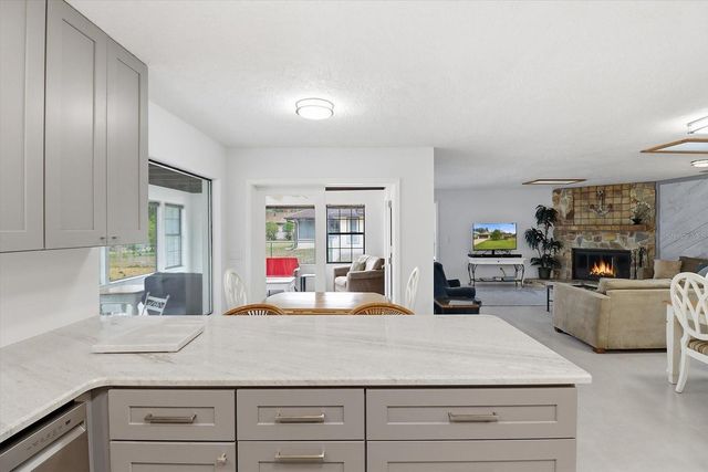 11721 W RIVERHAVEN DRIVE, Homosassa, FL 34448