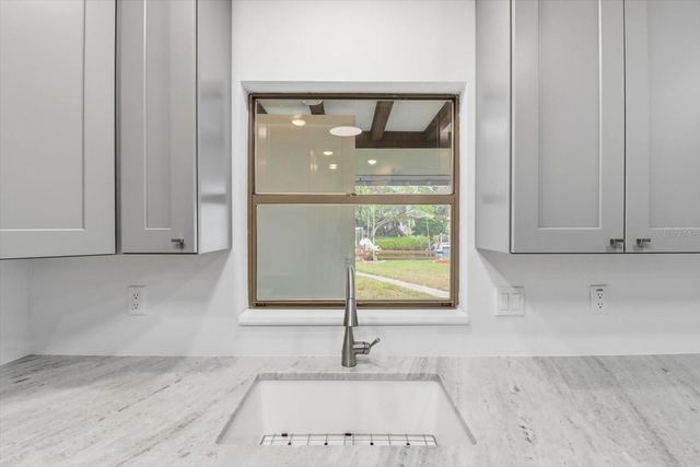 11721 W RIVERHAVEN DRIVE, Homosassa, FL 34448