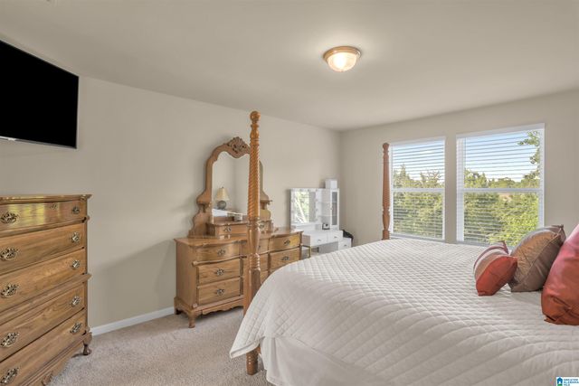1527 HOLLINS DRIVE, Birmingham, AL 35214