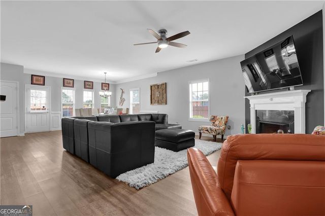 2145 Waterford Park Drive, Lawrenceville, GA 30044