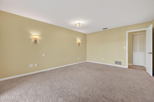 26 Creek Court, Palm Coast, FL 32137