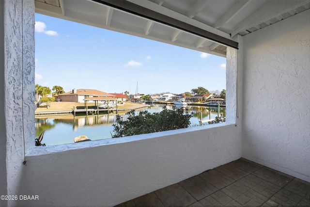 26 Creek Court, Palm Coast, FL 32137