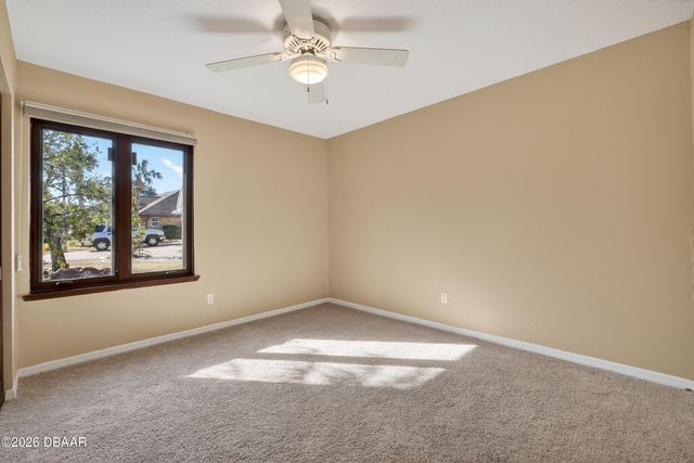 26 Creek Court, Palm Coast, FL 32137