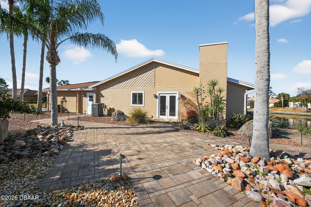 26 Creek Court, Palm Coast, FL 32137