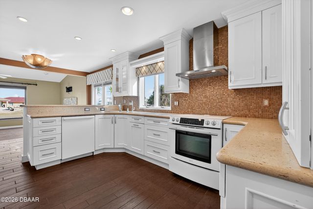 26 Creek Court, Palm Coast, FL 32137