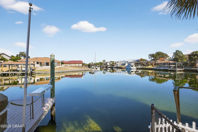 26 Creek Court, Palm Coast, FL 32137