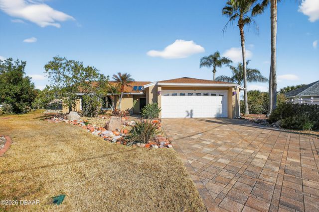 26 Creek Court, Palm Coast, FL 32137