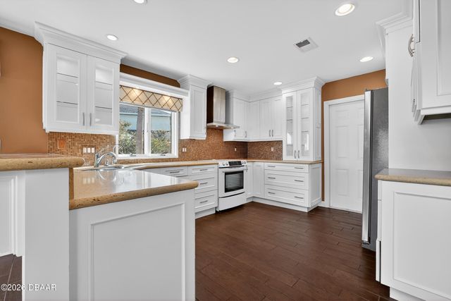 26 Creek Court, Palm Coast, FL 32137