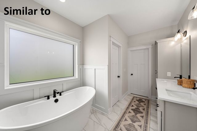 3803 NW Reinhart Drive, Ankeny, IA 50023