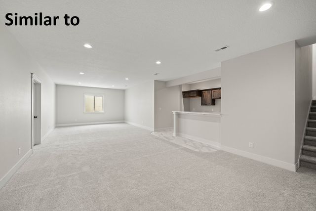 3803 NW Reinhart Drive, Ankeny, IA 50023
