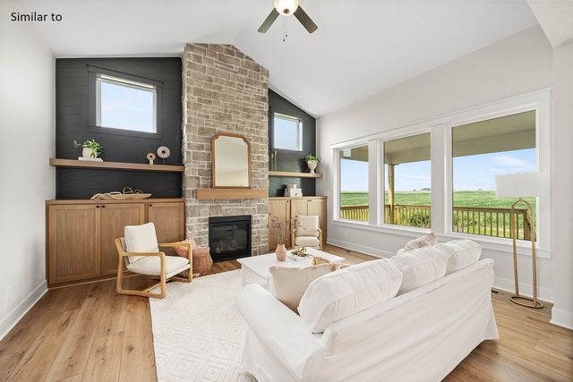 3803 NW Reinhart Drive, Ankeny, IA 50023