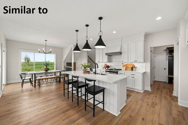 3803 NW Reinhart Drive, Ankeny, IA 50023