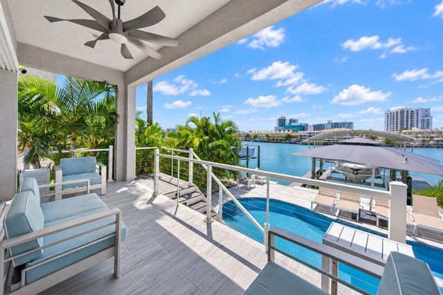 141 BAYSIDE DRIVE, Clearwater, FL 33767