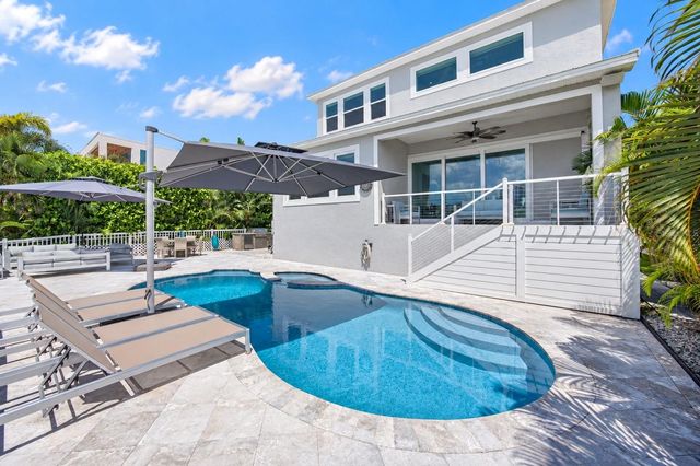 141 BAYSIDE DRIVE, Clearwater, FL 33767
