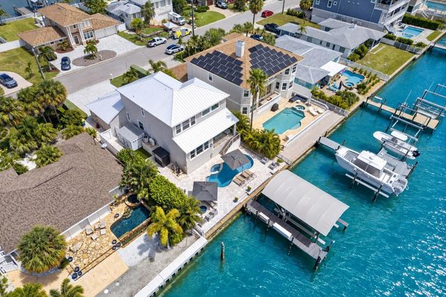 141 BAYSIDE DRIVE, Clearwater, FL 33767
