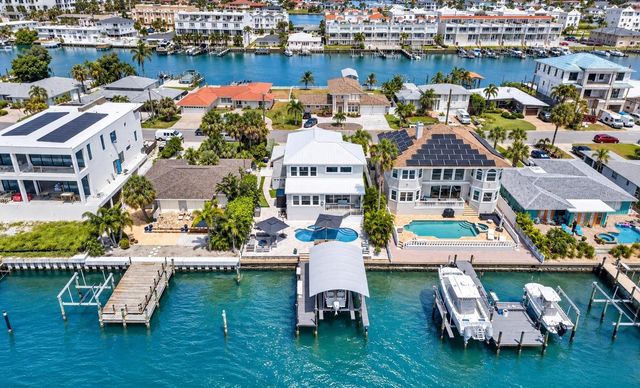 141 BAYSIDE DRIVE, Clearwater, FL 33767