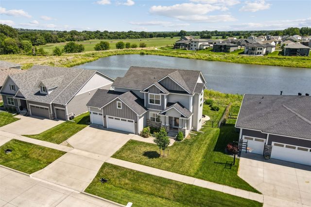 9440 Rushbrook Drive, Johnston, IA 50131