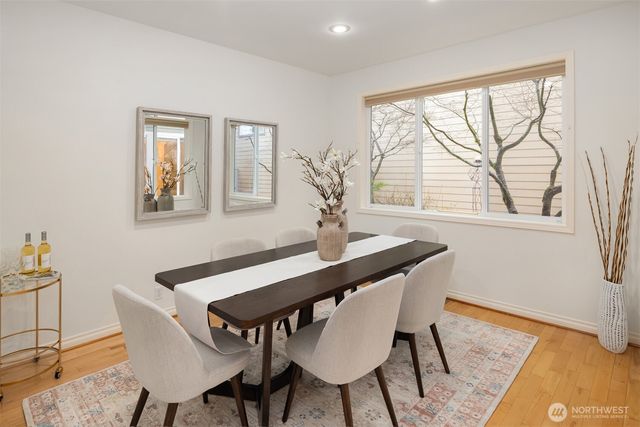 2166 NW Spring Fork Lane, Issaquah, WA 98027