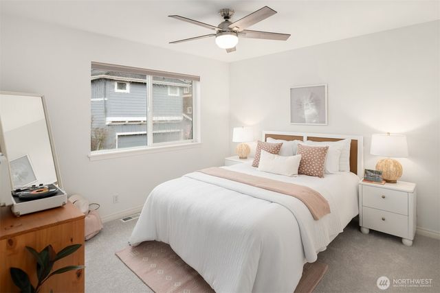 2166 NW Spring Fork Lane, Issaquah, WA 98027