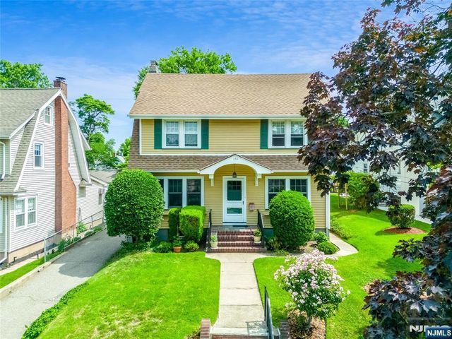176 Woodward Avenue, Rutherford, NJ 07070