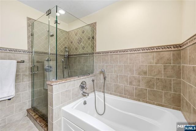 176 Woodward Avenue, Rutherford, NJ 07070