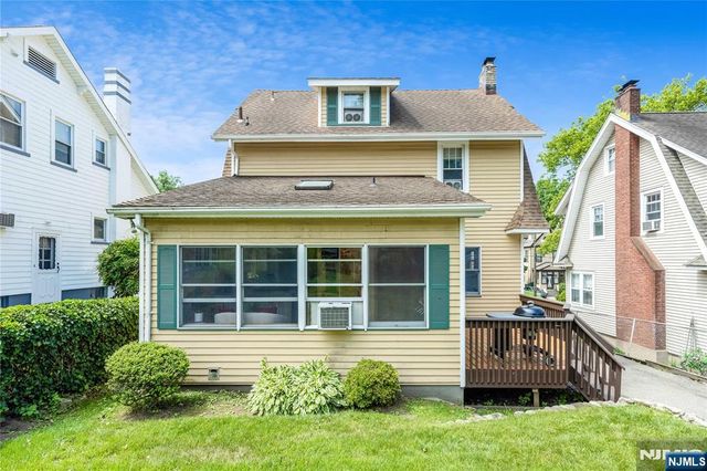 176 Woodward Avenue, Rutherford, NJ 07070
