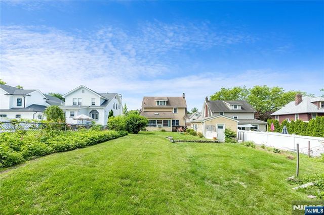 176 Woodward Avenue, Rutherford, NJ 07070