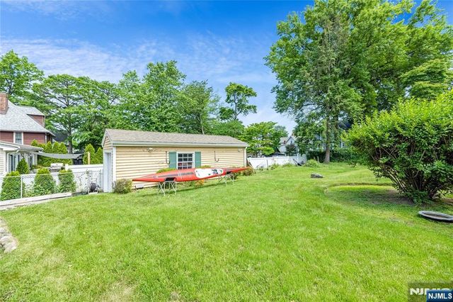 176 Woodward Avenue, Rutherford, NJ 07070