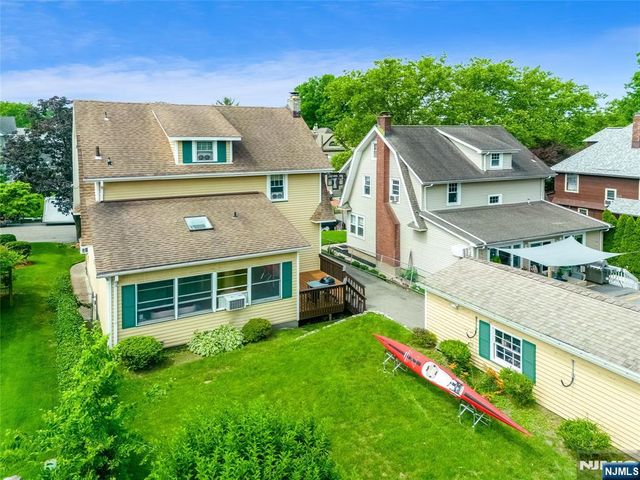 176 Woodward Avenue, Rutherford, NJ 07070