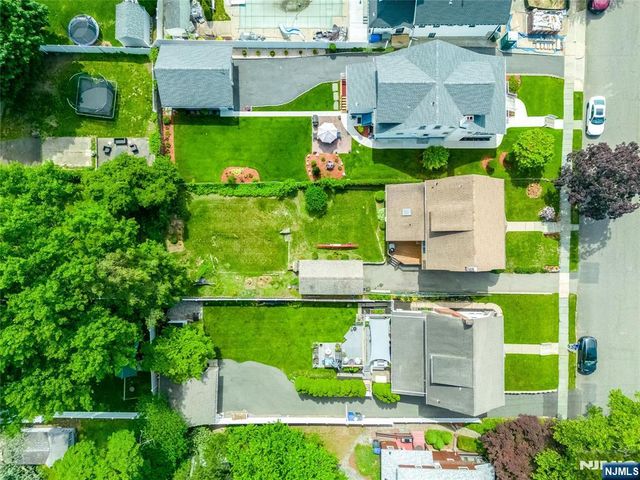 176 Woodward Avenue, Rutherford, NJ 07070