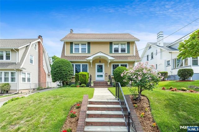 176 Woodward Avenue, Rutherford, NJ 07070