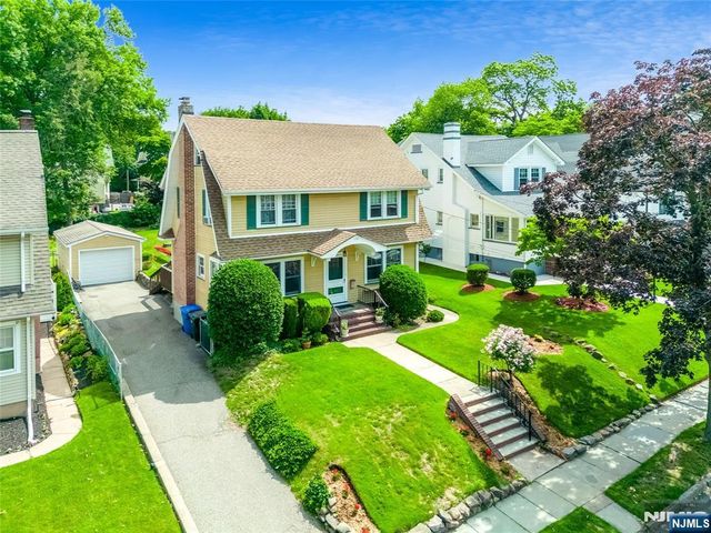 176 Woodward Avenue, Rutherford, NJ 07070