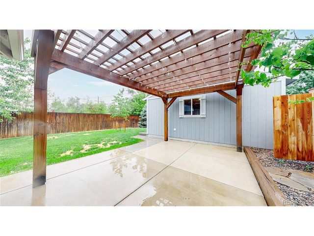 2940 Krameria St, Denver, CO 80207
