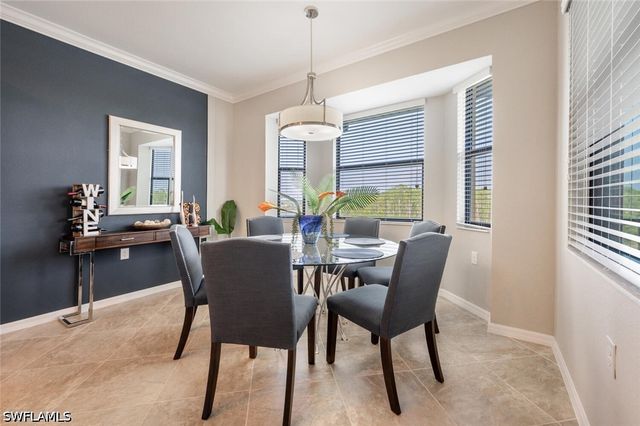 9572 Trevi CT 5045, Naples, FL 34113