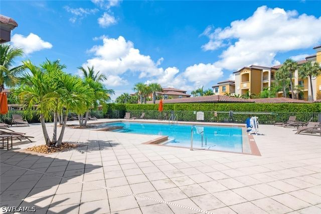 9572 Trevi CT 5045, Naples, FL 34113
