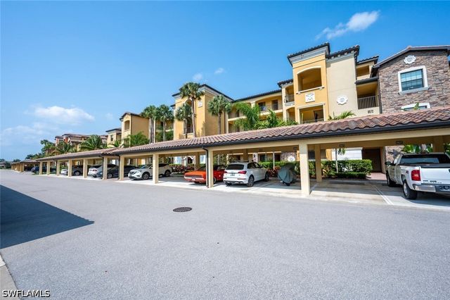 9572 Trevi CT 5045, Naples, FL 34113