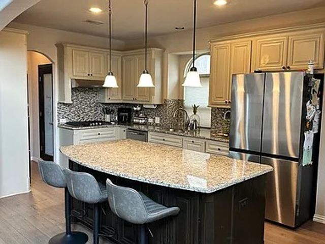 213 Cavanal Hill Hill, Little Elm, TX 75068